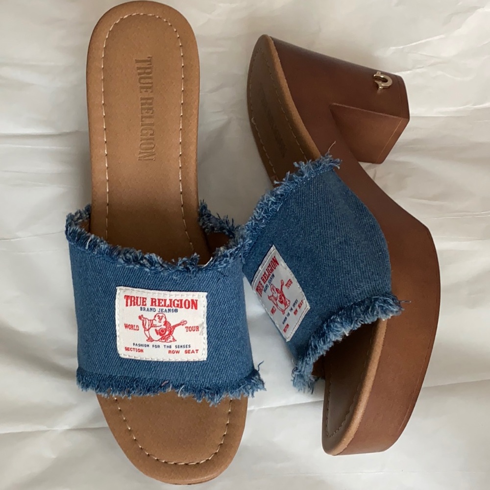 True Religion Ameliaa US 9 Jean Logo Mules